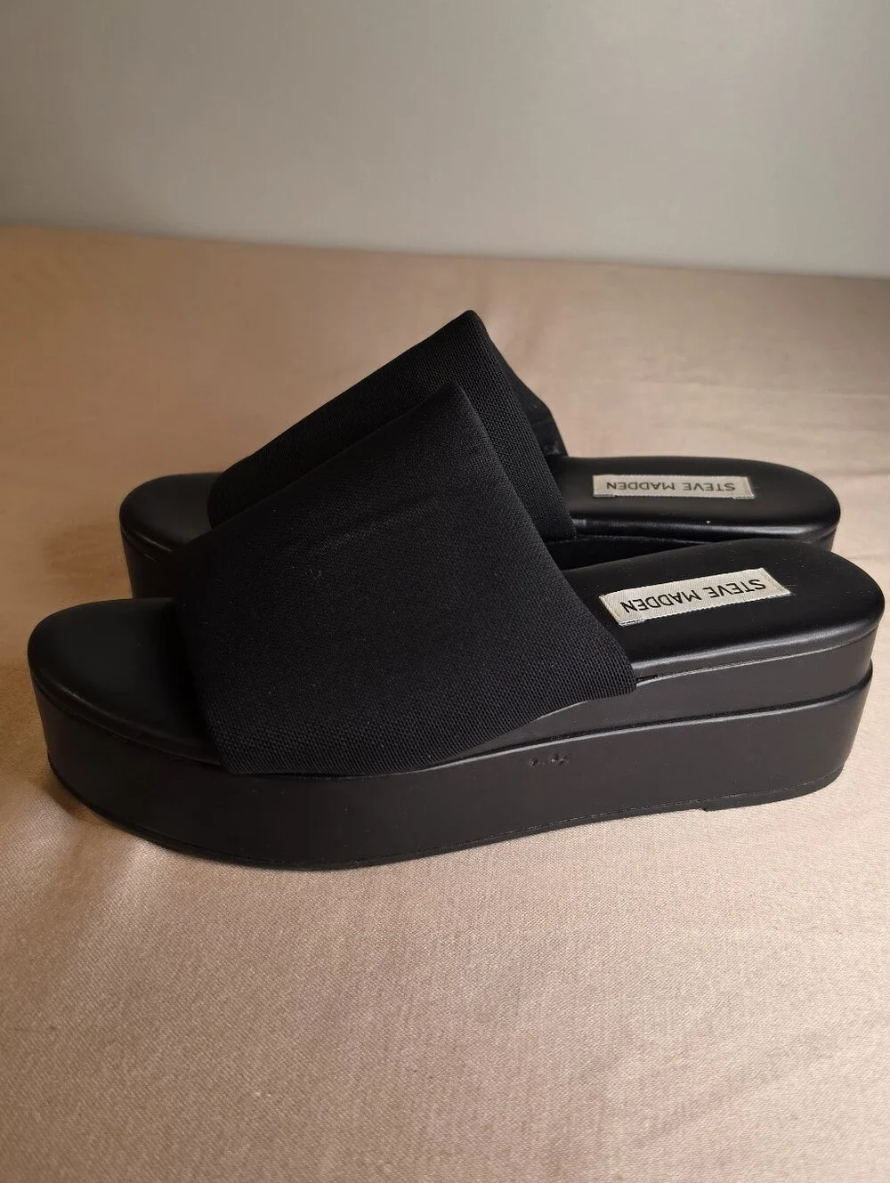 Steve Madden Slinky Women's Black Platform Slide Sandals 8M